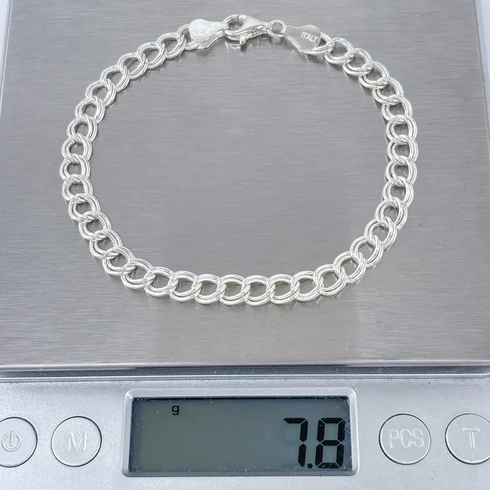 Unbranded double link